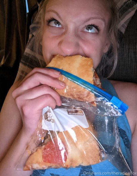 theradicalfox onlyfans leaked pictures