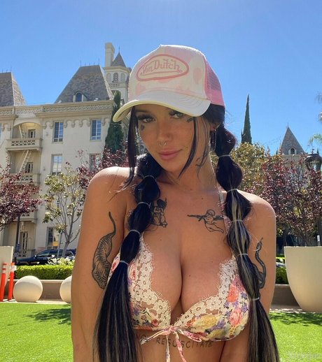 uncensoredjaz onlyfans nude