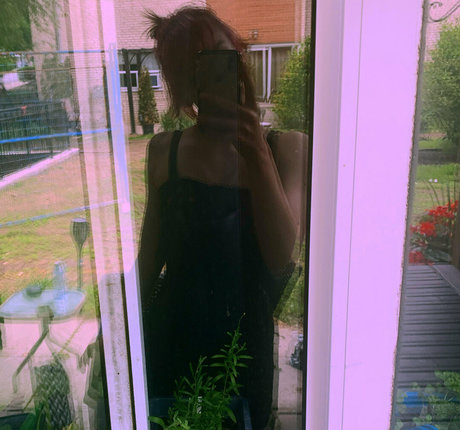 lewdology onlyfans model