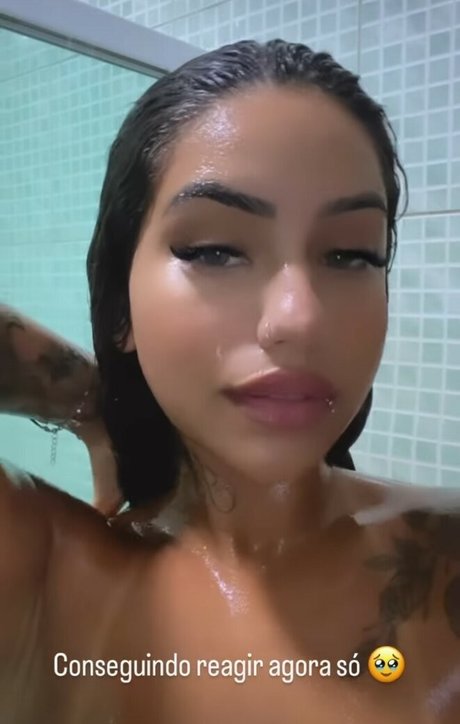 Muito Linda Profile image