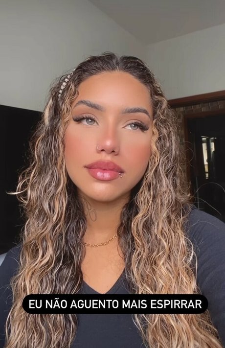 Muito Linda onlyfans nude pictures