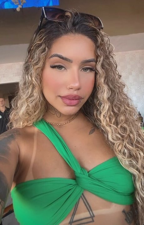 Muito Linda leaked onlyfans pics