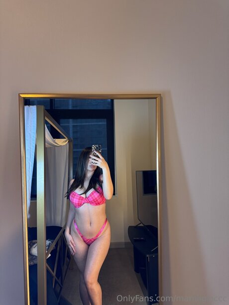 mamiigloccc onlyfans nude leaks