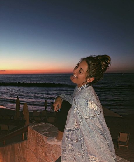 Payton Turbow  frame