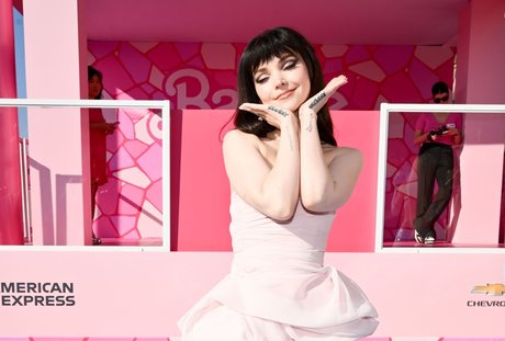 Dove Cameron onlyfans sex tape