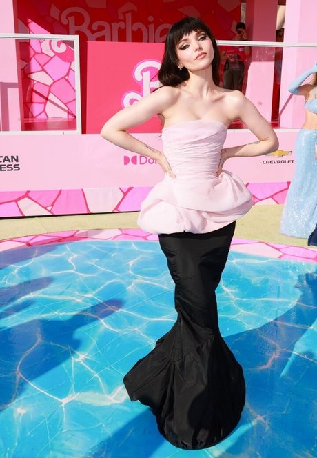 Dove Cameron only fans leak nude