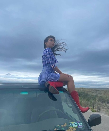 college girls onlyfans nudes slide