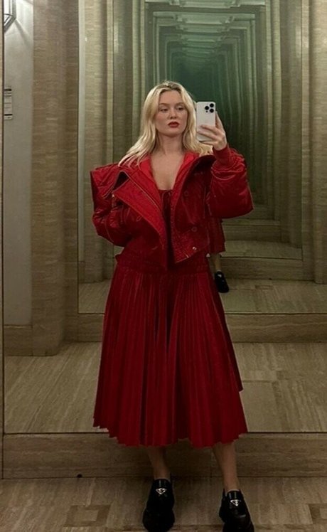 Zara Larsson onlyfans leaked tits