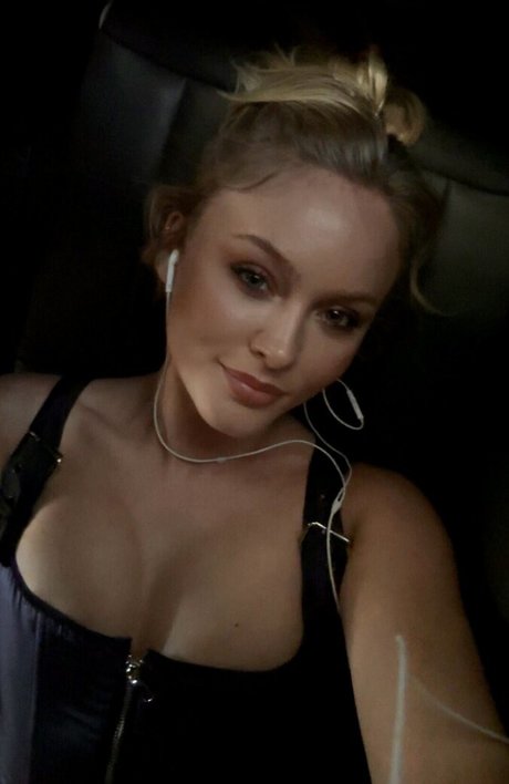 Zara Larsson leaked only fans porn