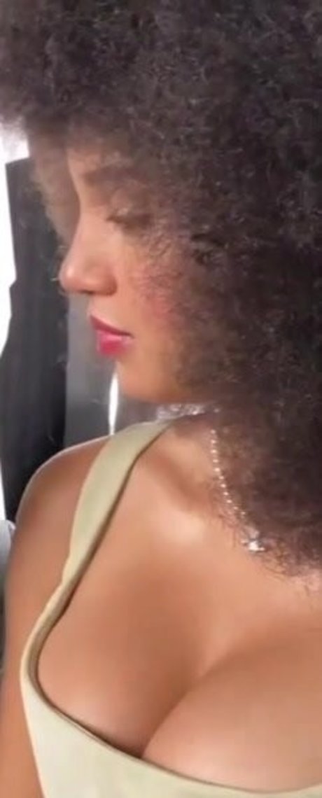 Sofia Wylie leaked naked onlyfans