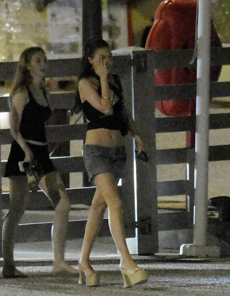 Nicola Peltz free only fans