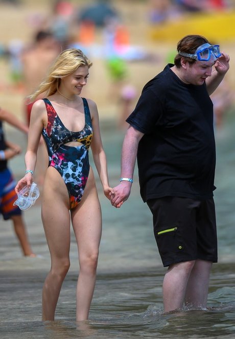 Nicola Peltz onlyfans free porn