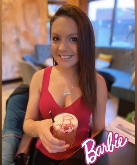 Laura Tobin only fans