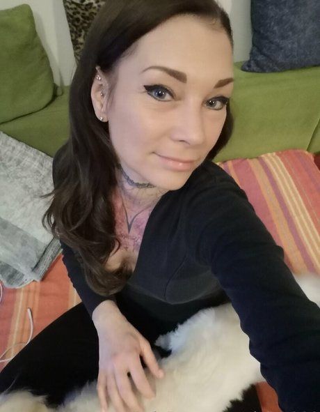 vivien6969 onlyfans sex tape