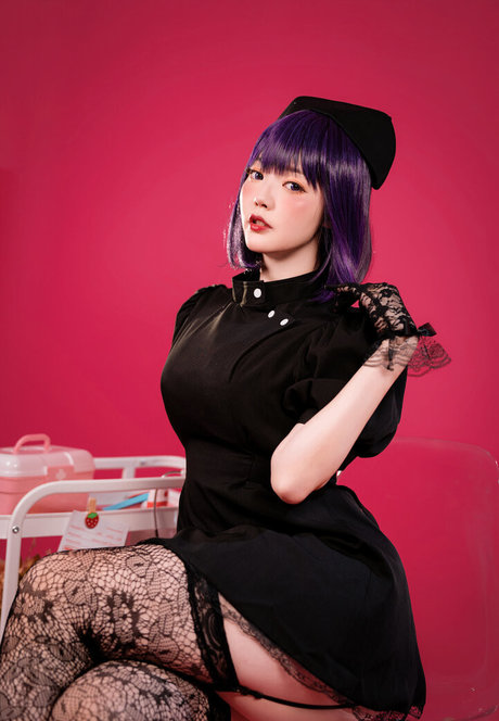 Ying Tze onlyfans model images