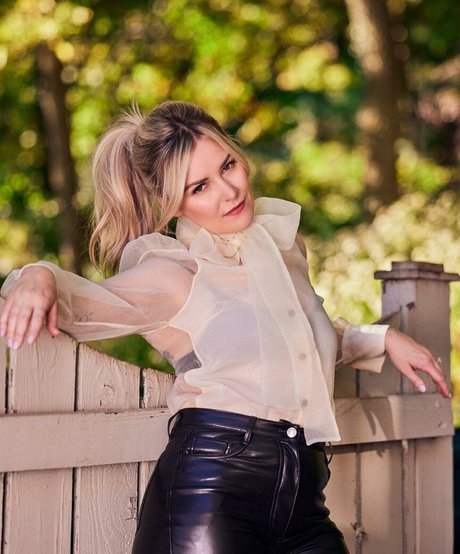 bbw blonde onlyfans erotic negative