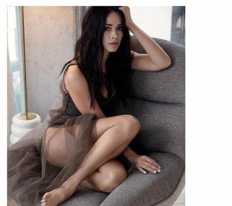 Abigail Spencer onlyfans leams