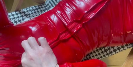 Lyubov Tomskaya only fans