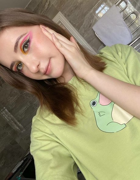 Zefirka natsuki is on onlyfans