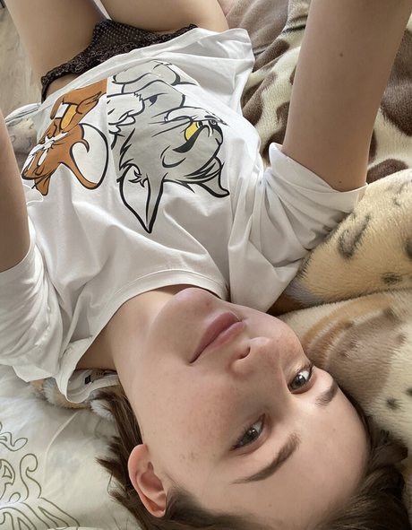 Zefirka natsuki strip onlyfans