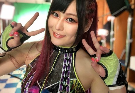 Iyo Sky nude leak onlyfans