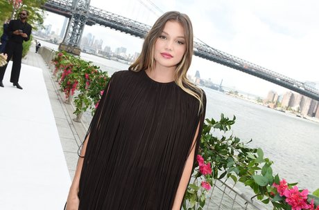 Olivia Holt onlyfans nude pictures