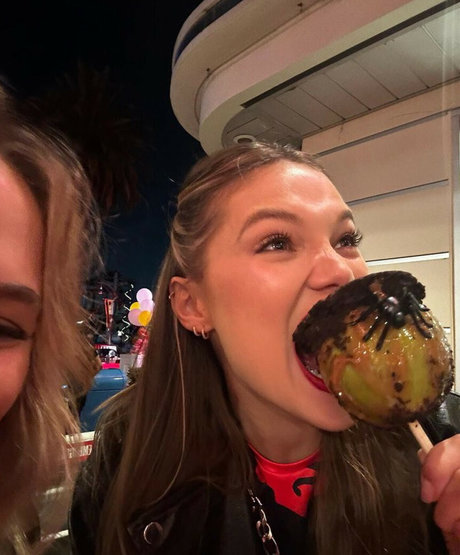 Olivia Holt leaked onlyfans pics