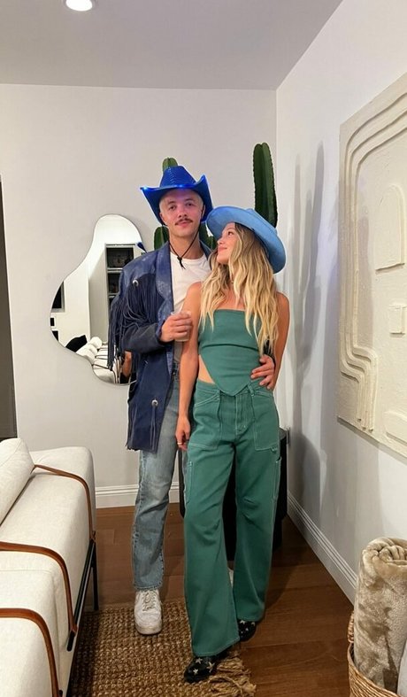 Olivia Holt new onlyfans