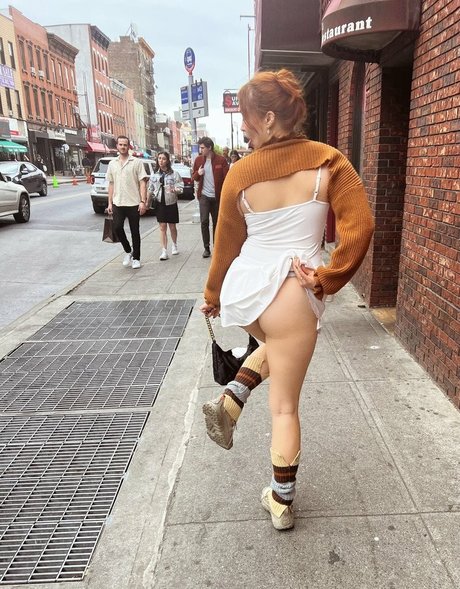 Whitney Moore onlyfans naked