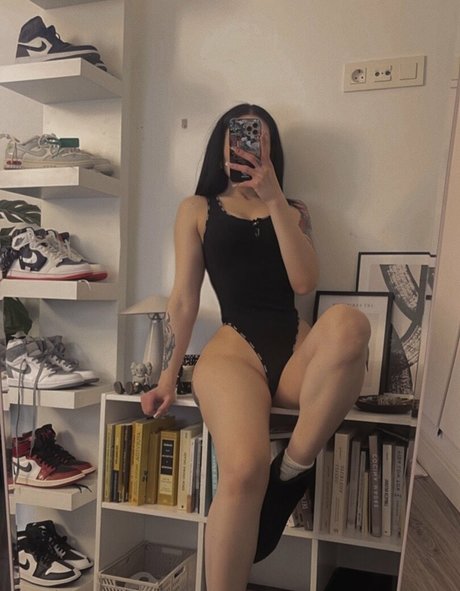 Berribuni nude onlyfans