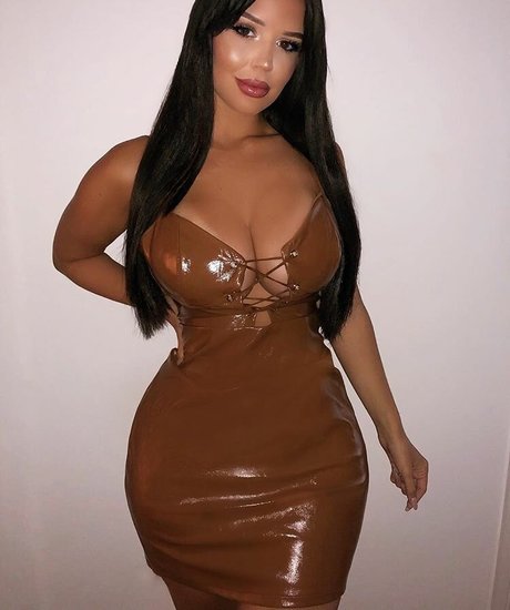 Elizabeth Georgina onlyfans porn