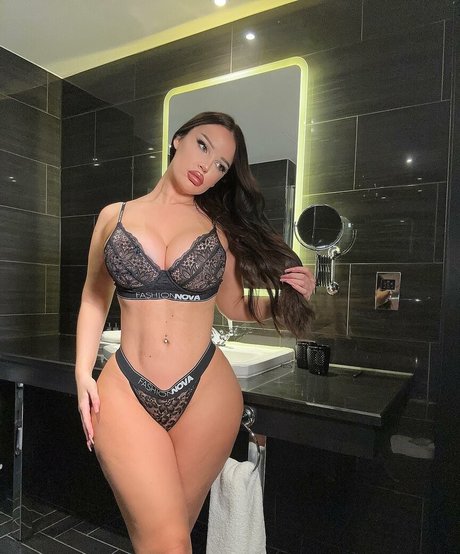 mexican milf onlyfans naked depiction