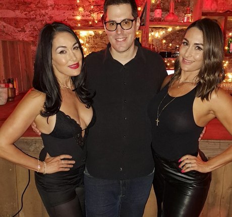 The Bella Twins_ onlyfans porn leak