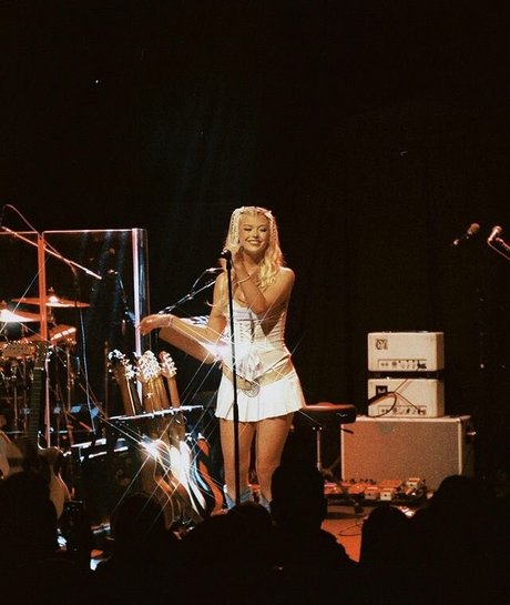 Loren Gray onlyfans posts