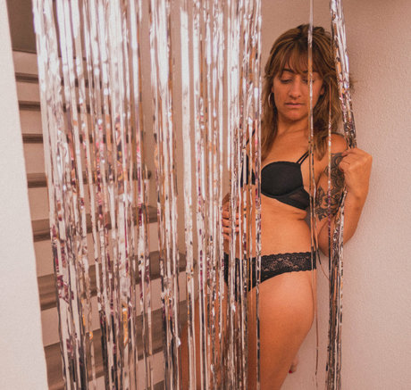 long onlyfans nudes images