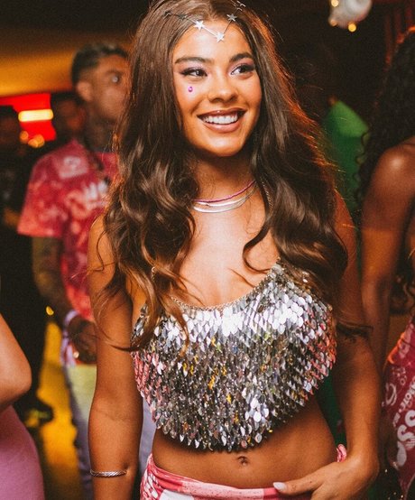 Bella Campos porn onlyfans leak