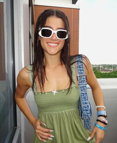 Charli D Amelio only fans leaks