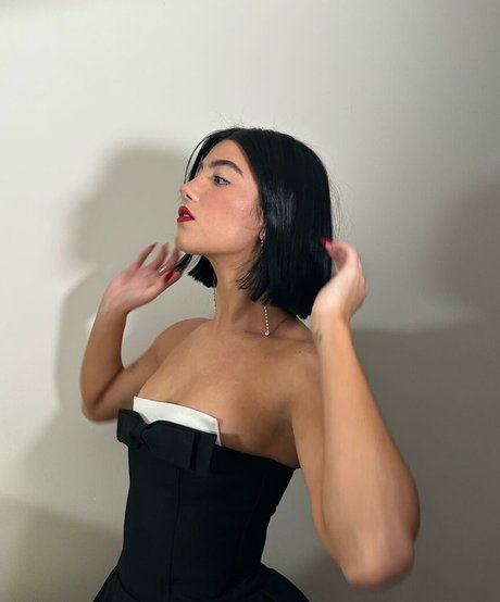 Charli D Amelio on onlyfans