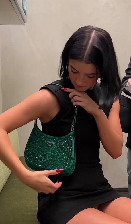 Charli D Amelio porn onlyfans leak