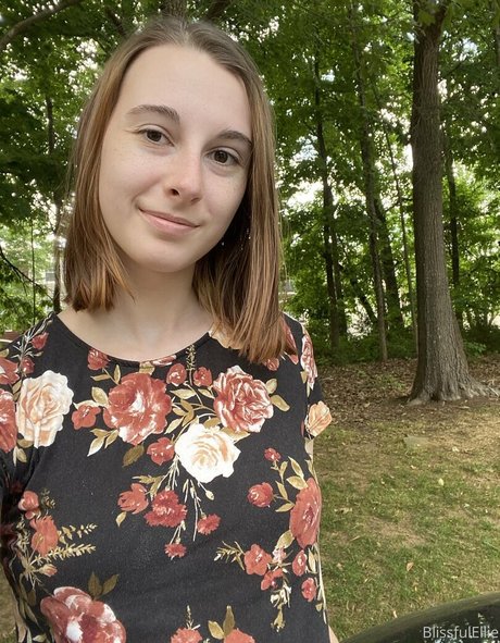 blissfulellie onlyfans sex tape