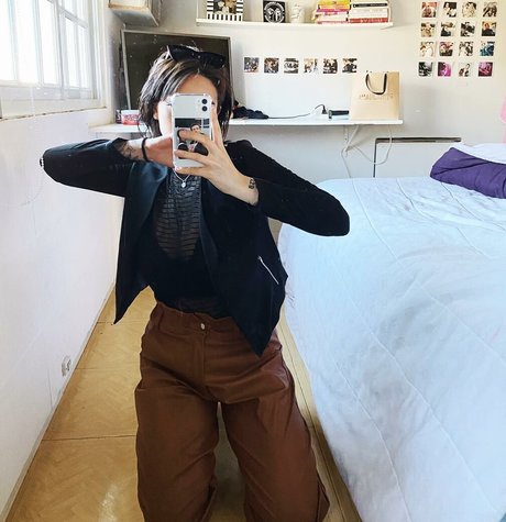 Delfi Peralta onlyfans leak porn