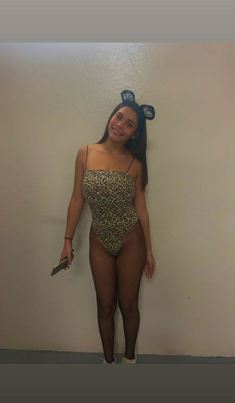 Nicole Fatone onlyfans post