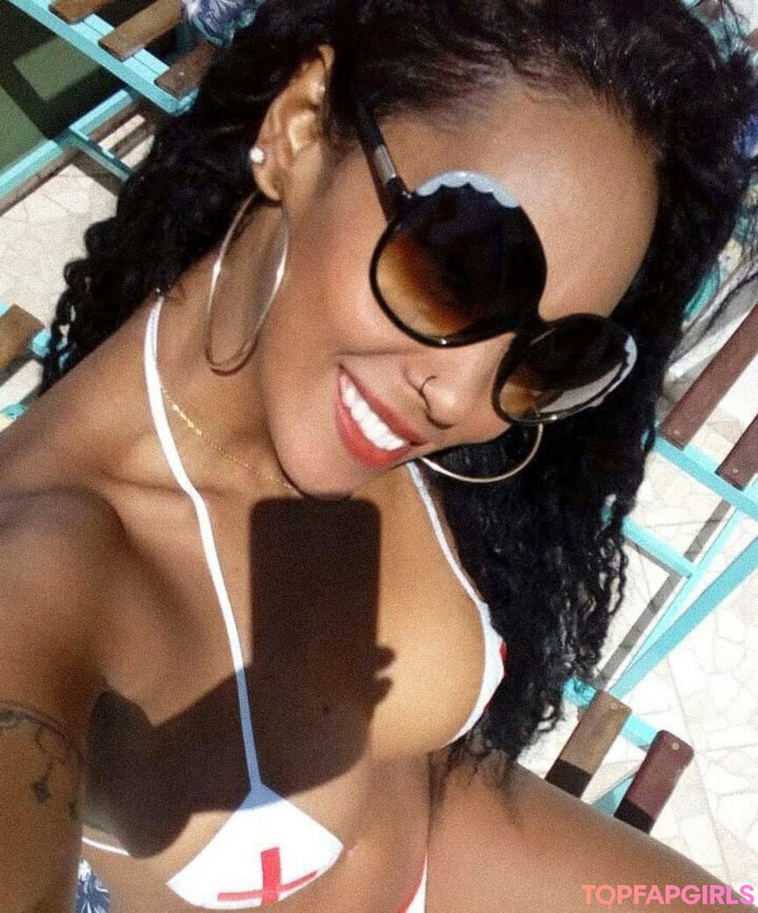 skinny petite onlyfans erotic images