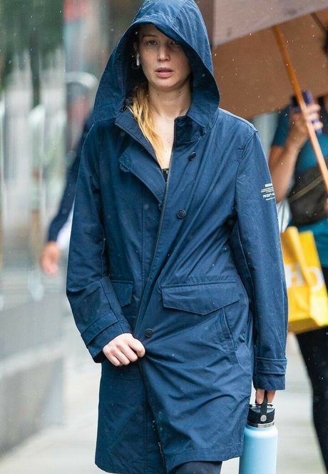 Jennifer Lawrence onlyfans joi