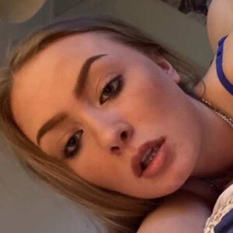 Mili Atkins onlyfans nudes