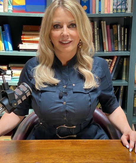 Carol Vorderman onlyfans naked leaked