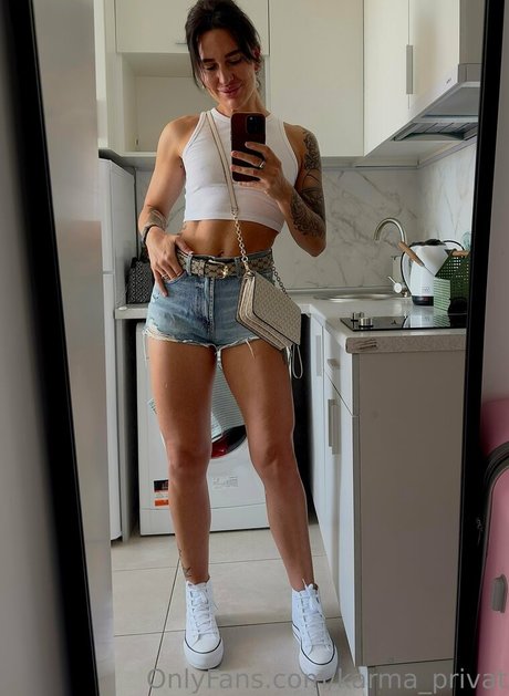 karma privat onlyfans content type