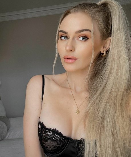 Anna Nystrom only fans leaks