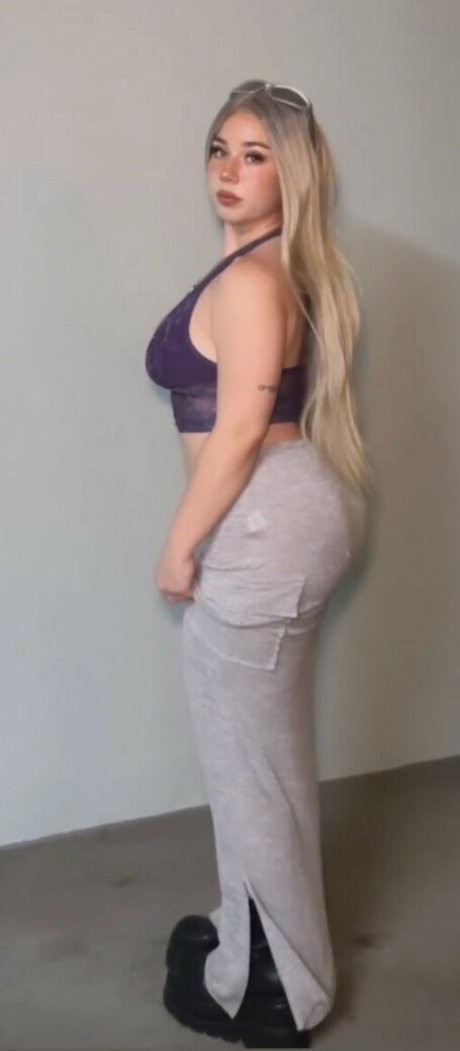 Luvmesumfuego only fans