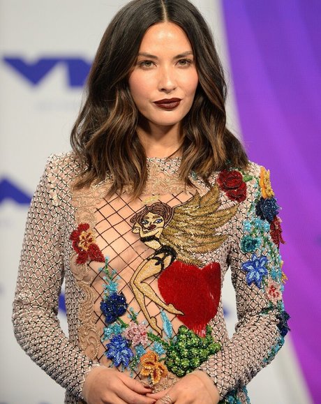 Olivia Munn onlyfans leaked.